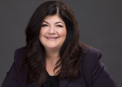 MAUCH CHUNK TRUST COMPANY PROMOTES LOUISE JENKINS TO CHIEF RETAIL OFFICER